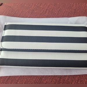 KUT FROM KLOTH WALLET